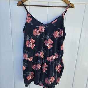 Aeropostale Spaghetti Strap Floral Romper Size L